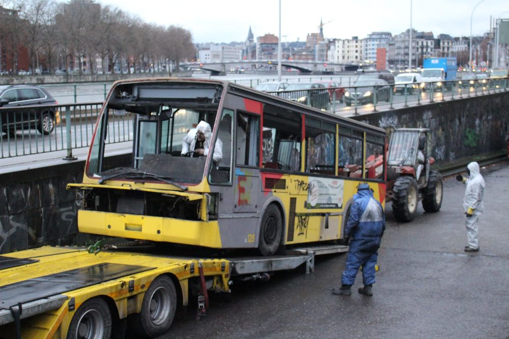 Achat  bus & car déclassé (ferraille)